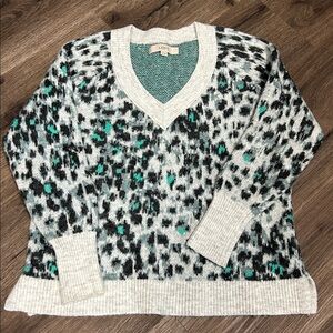 LOFT Animal Print V-Neck Sweater. Size X-Small.